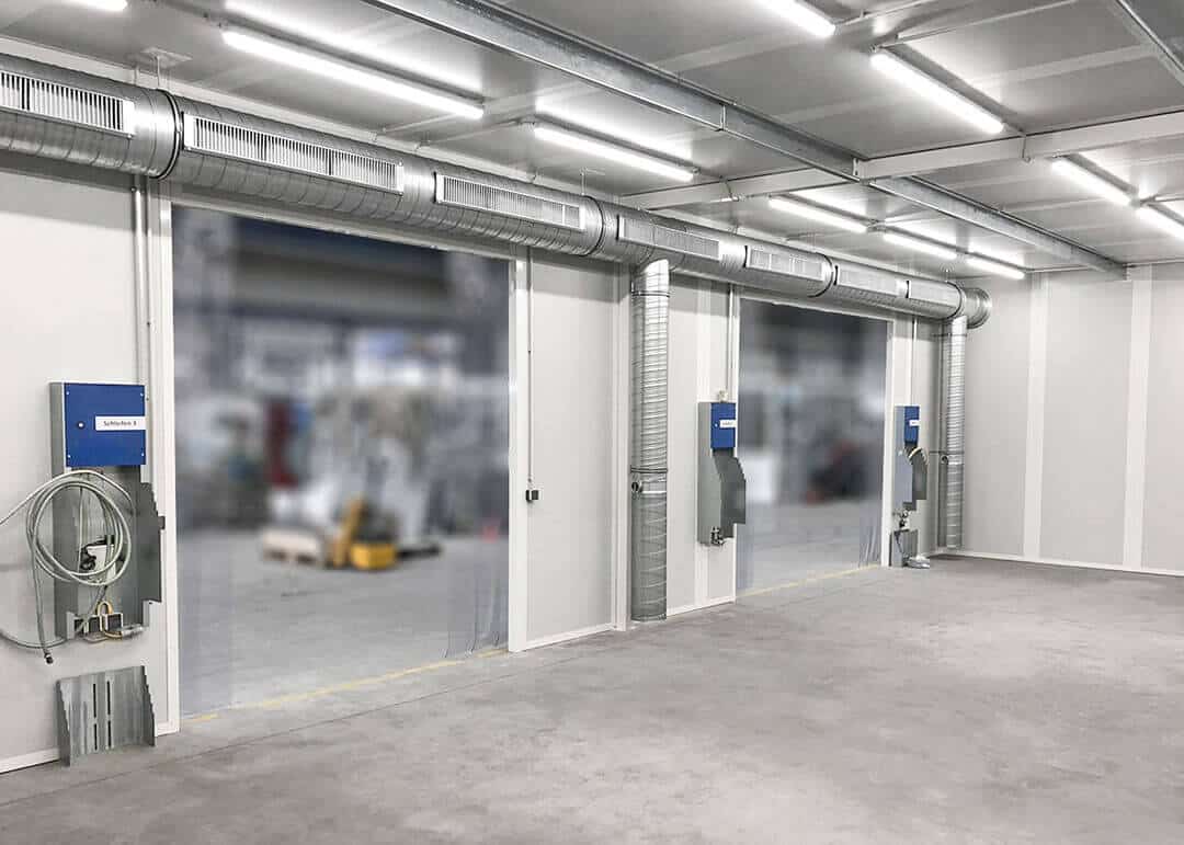 Innenansicht Schleifkabine für Edelstahl- und Aluminiumschleifen von GEMAtech